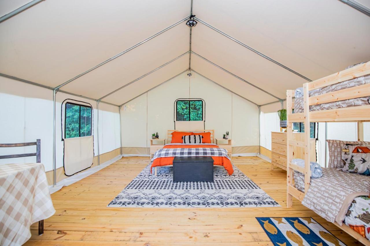 Roaring River Luxury Glamping #3 * Cassville